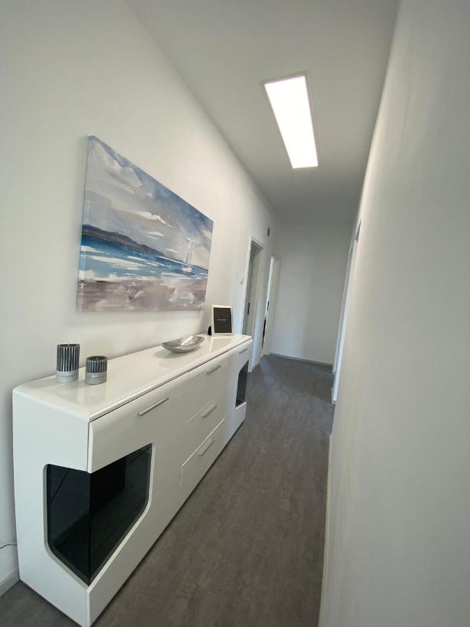 Apartment Milena Kastela Mit Whirlpool Dış mekan fotoğraf