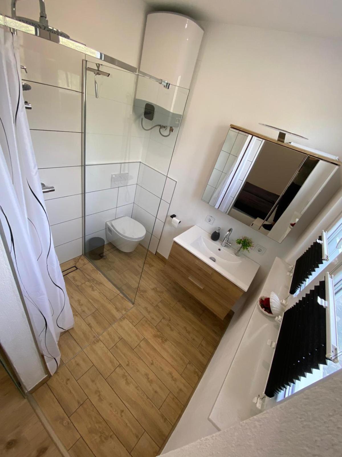 Apartment Milena Kastela Mit Whirlpool Dış mekan fotoğraf